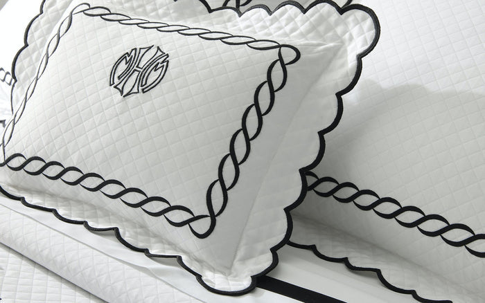 Classic Chain Scallop Matelass Sham