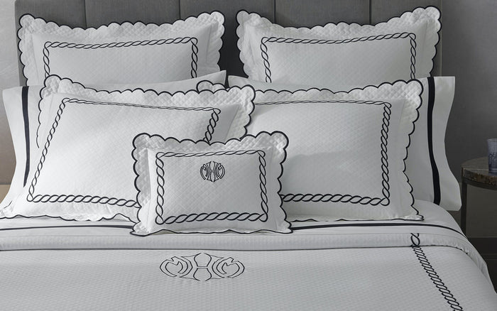 Classic Chain Scallop Matelass Sham