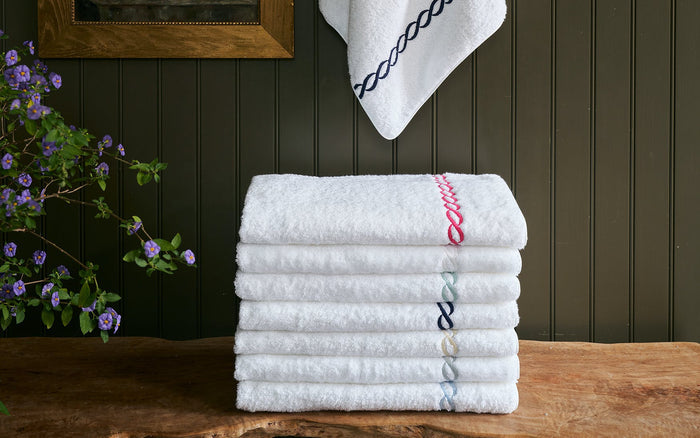 Classic Chain Towels