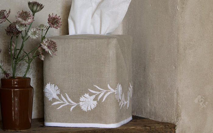 Daphne Tissue Box Cover
