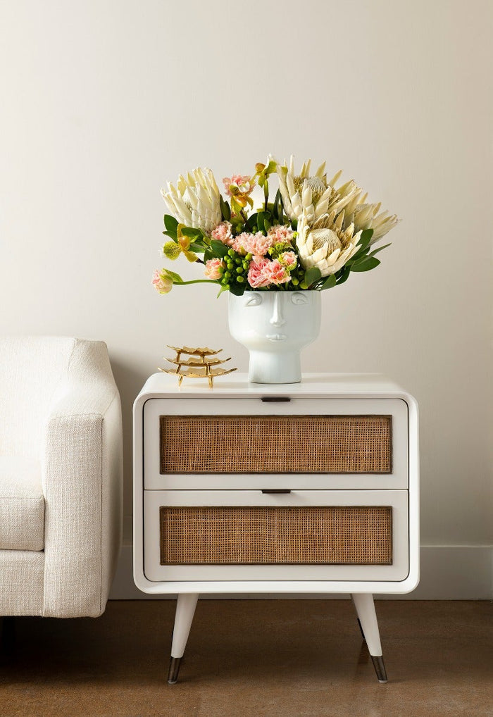 Nico Vase - White