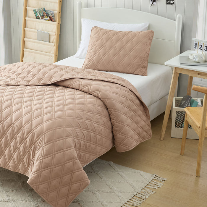 Twin / Light Brown / Diamond Pattern