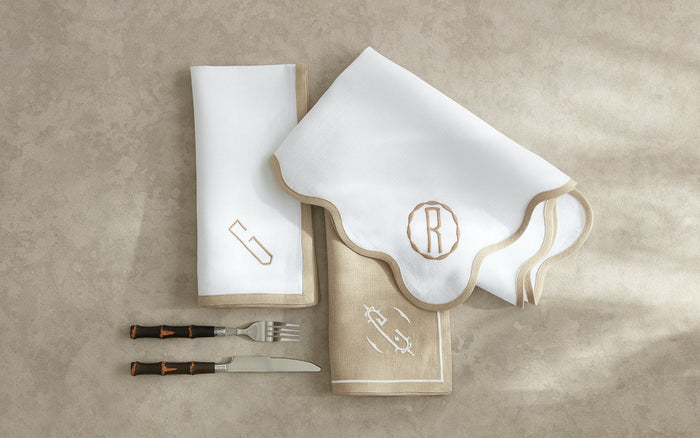 Scallop Edge Napkin - set of 4